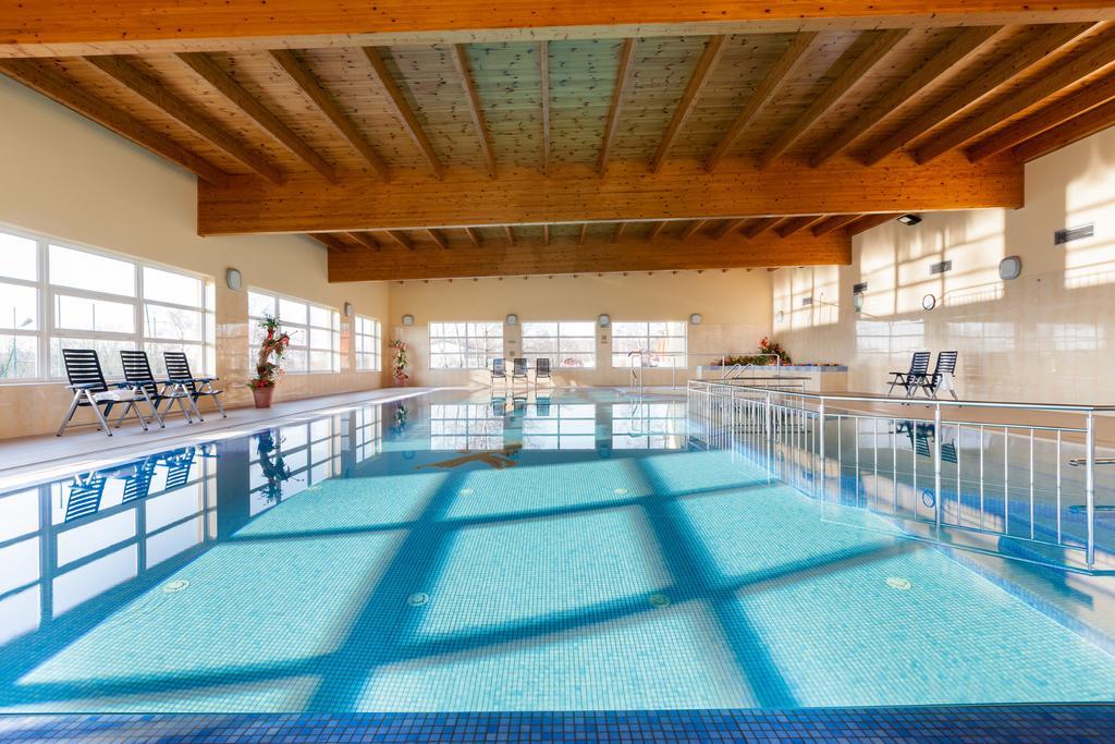 Bursztyn - Bernstein Spa & Wellness Dabki Exterior photo